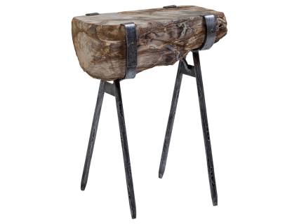 Wyatt Spot Table