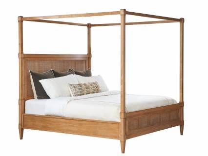 Strand Poster Bed