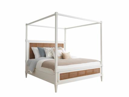 Strand Poster Bed