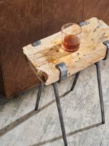 Wyatt Spot Table