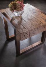 Canto End Table