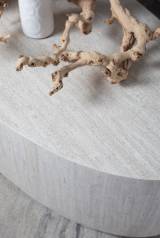 Cassio Oval Cocktail Table