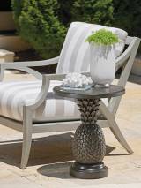Pineapple Table