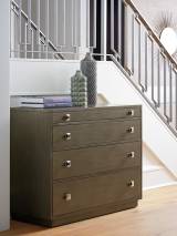 Cavalaire Bachelors Chest