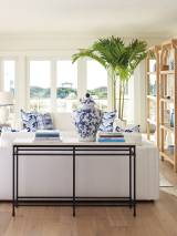 Breakwater Console