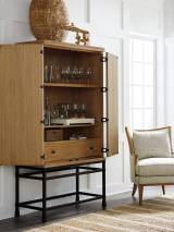 Jade Bar/Chest On Stand