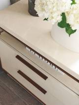 Malpaso Bachelors Chest