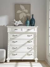 Palma Chest