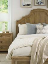 Valley Club Panel Bed